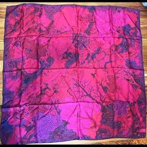 Hermes Dans un Jardin Anglais Scarf